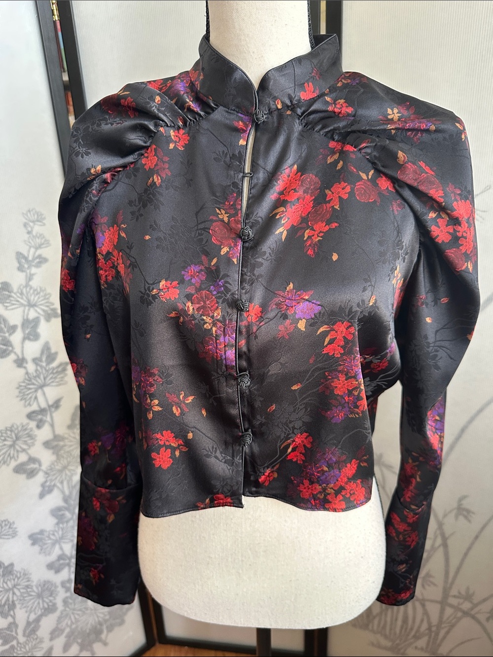 Women's Floral Satin Mandarin Collar Jacket - Black with Red & Purple